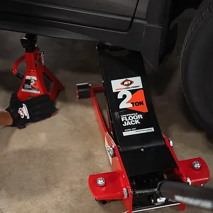 American Forge & Foundry 2-Ton Low Profile Floor Jack (200T) — product image 3