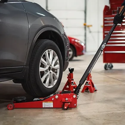 American Forge & Foundry 2-Ton Low Profile Floor Jack (200T) — product image 7