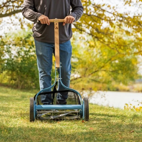 American Lawn Mower Classic Reel Mower, Wood Handle and Roller (1895ALM) — product image 3
