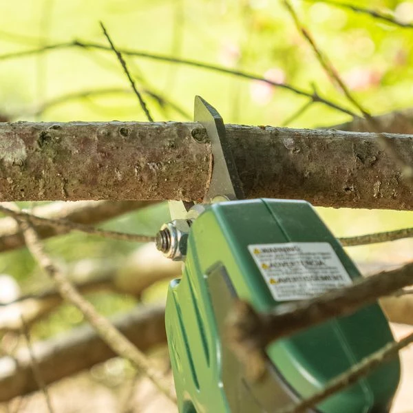 Scotts Cordless 7.2V 2Ah Lithium Pruner (PR17215S) — product image 2