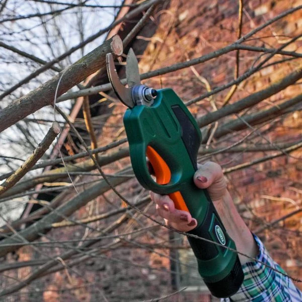 Scotts Cordless 7.2V 2Ah Lithium Pruner (PR17215S) — product image 3