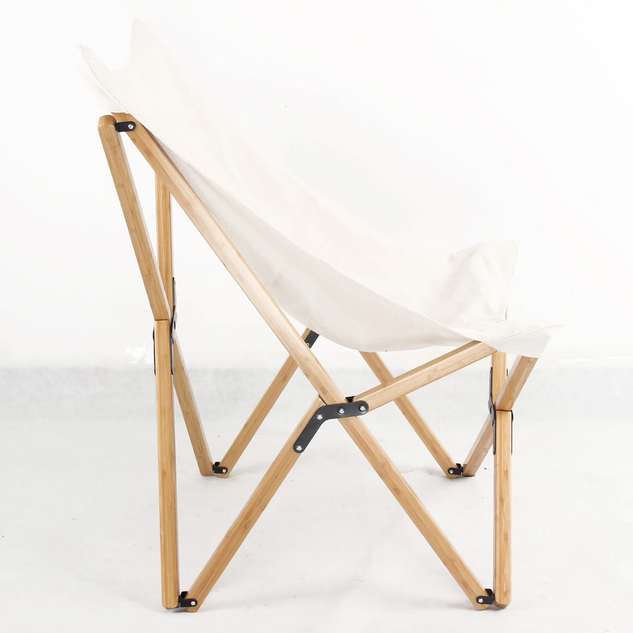 AmeriHome Canvas and Bamboo Butterfly Chair - White (BFCBCW) — product image 3
