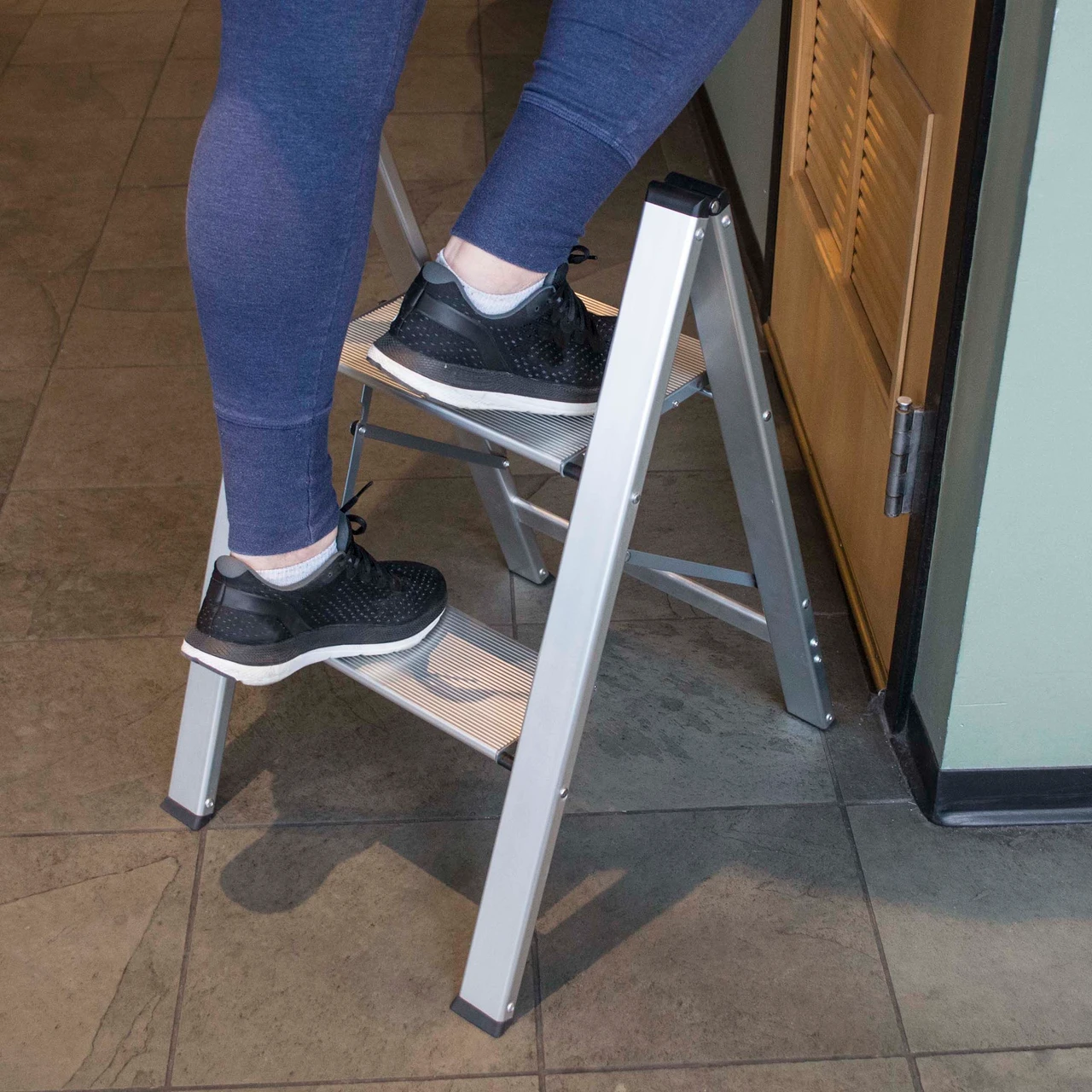 AmeriHome STLFFA2 Ultra Slim Aluminum Two Step Folding Utility Step Ladder — product image 4