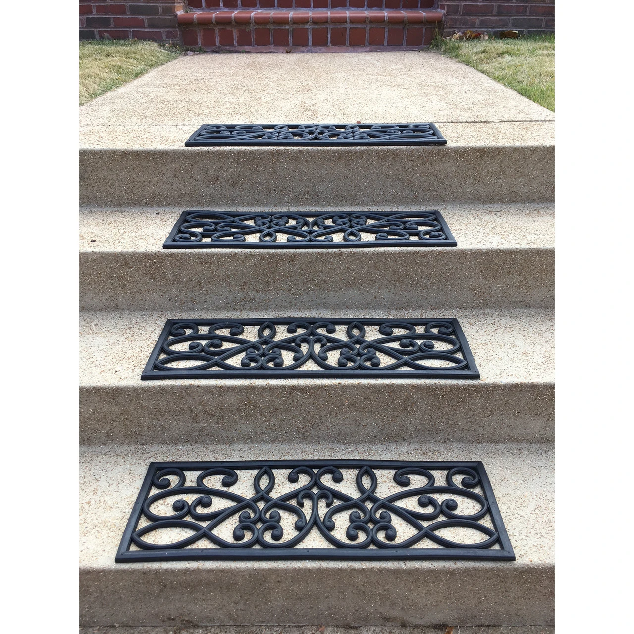 AmeriHome Rubber Scrollwork Stair Tread 4-Pack (STM9304PK) — product image 3