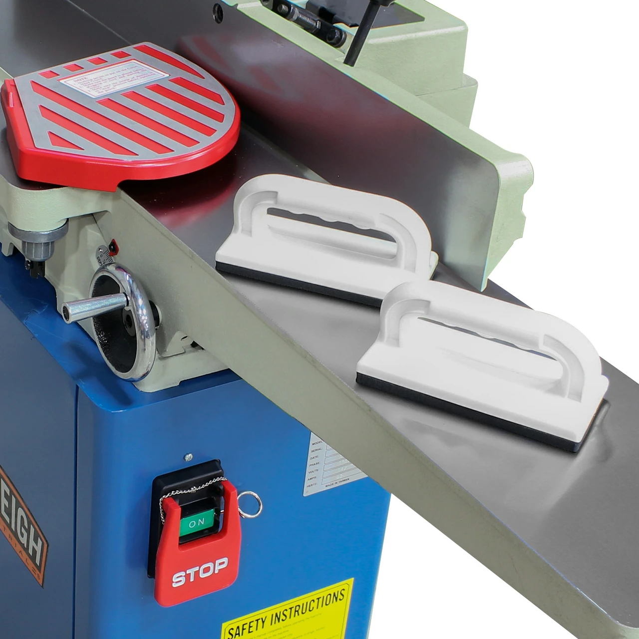 Baileigh 110/220V 1 Phase 1HP 6" Jointer with 55" Table Length (1023064) — product image 5