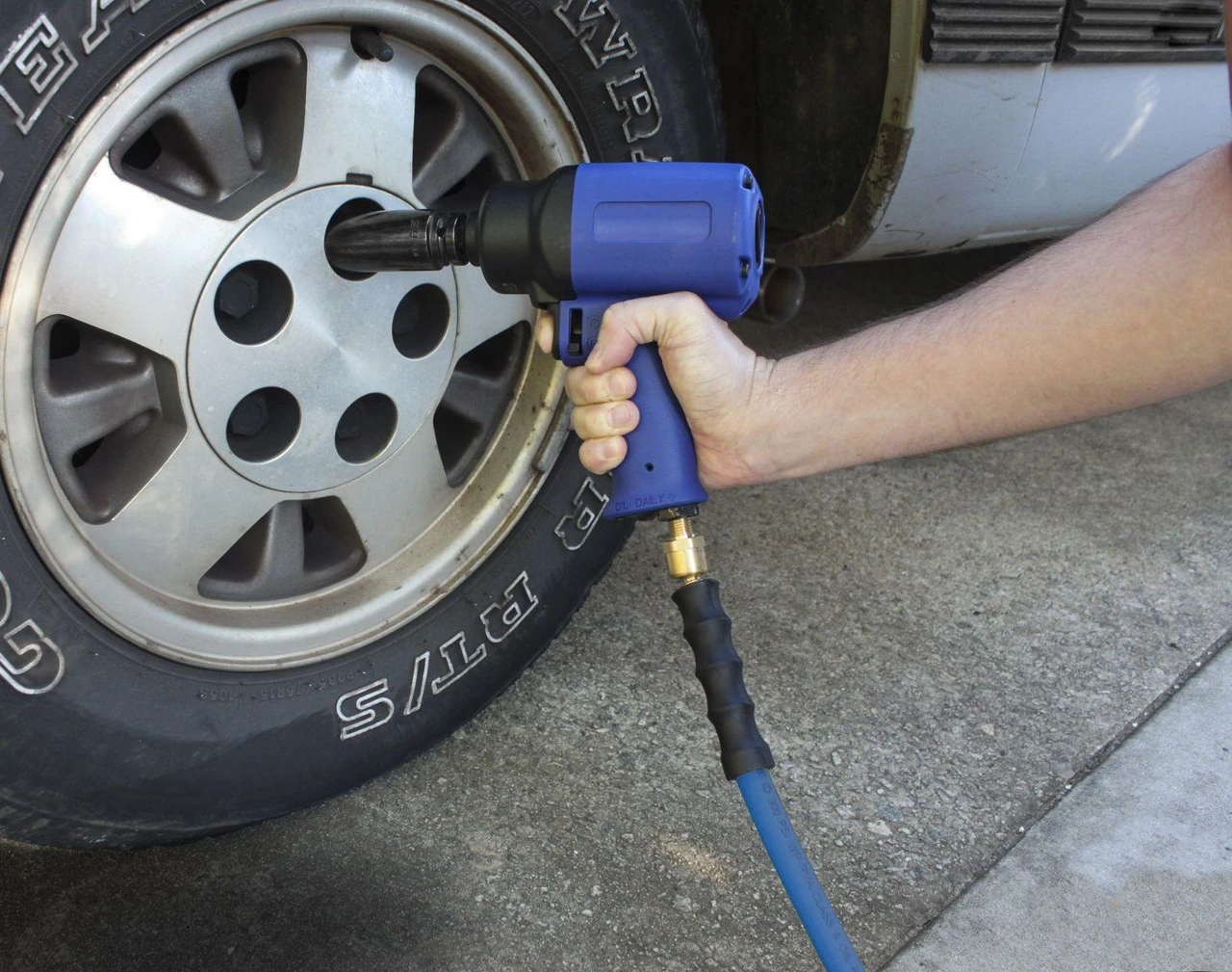 BluBird 3/4" x 50' Rubber Air Hose (BBPRO3450) — product image 7