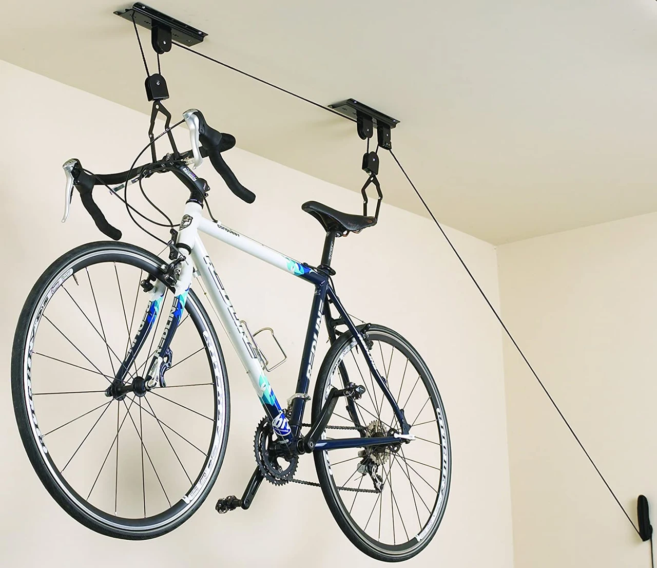 CargoLoc 32515 Ceiling Mount Bike Lift, Black — product image 2