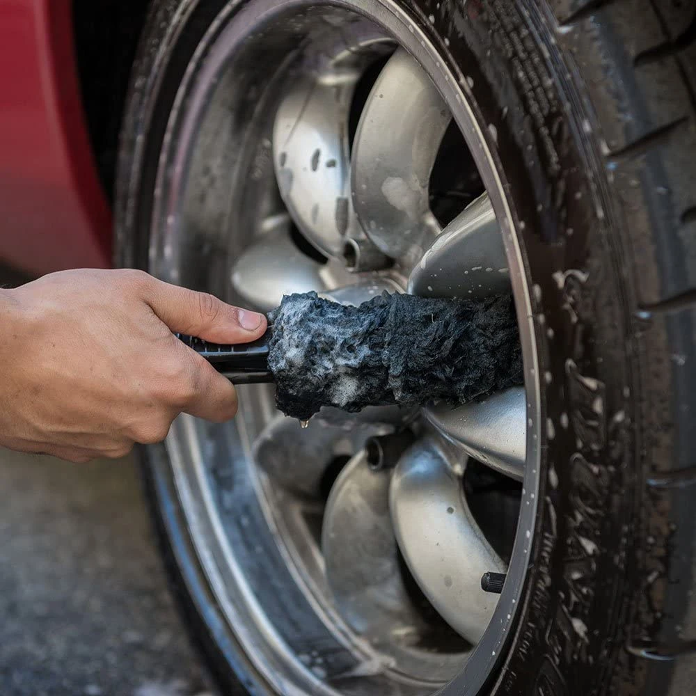 Chemical Guys Gerbil Wheel and Rim Brush (ACC_B01) — product image 3