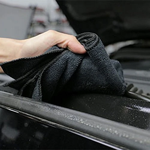 Chemical Guys Black Workhorse Professional Microfiber Towel (MIC35303) — product image 5