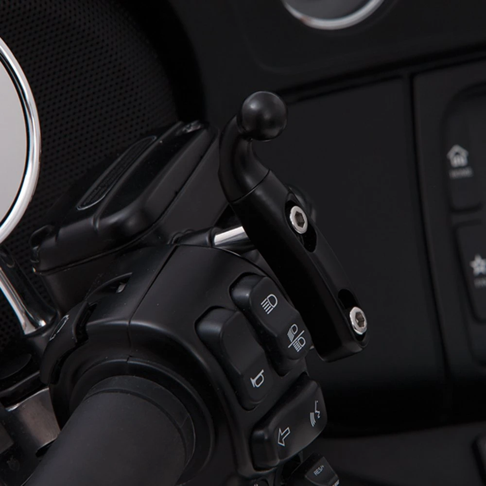 Ciro Smartphone/Gps Holder (Black Perch Mount With Charger (50211) — product image 4