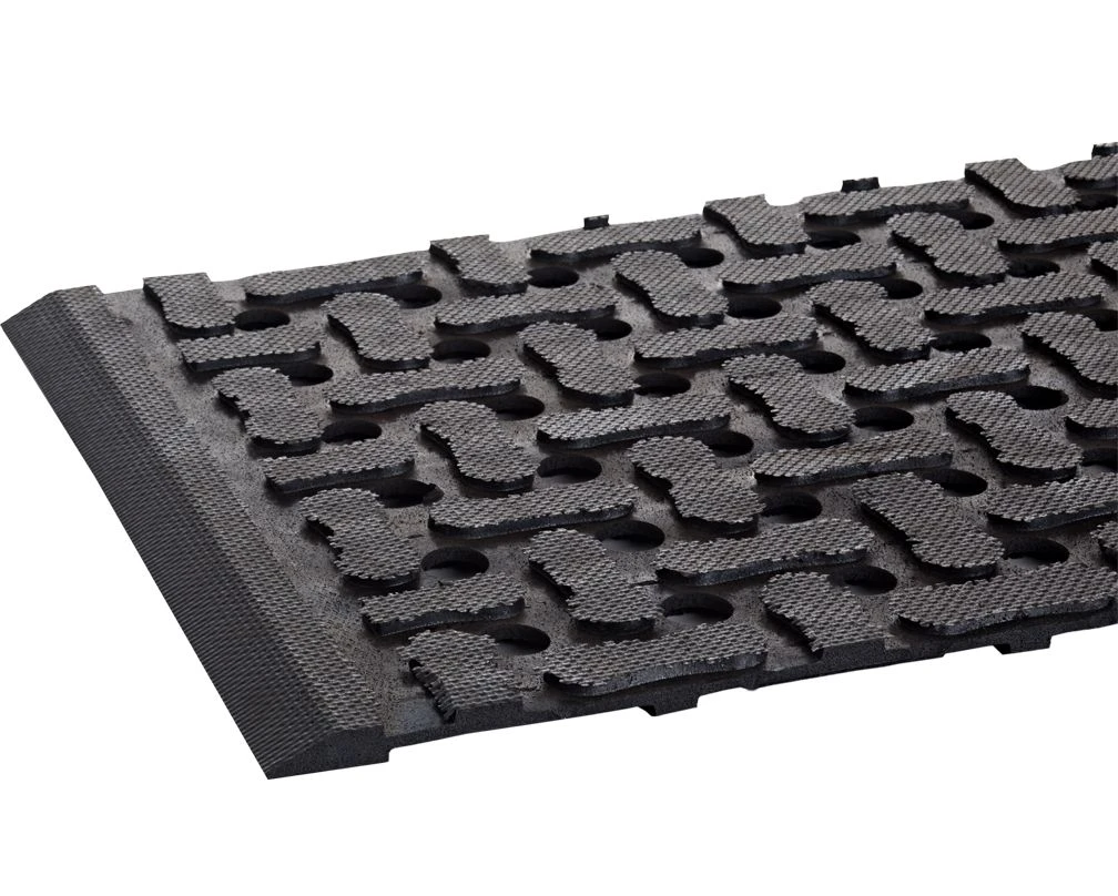 Crown Matting Safe-Flow Plus 3'x9' Black (KS 0039BK) — product image 2