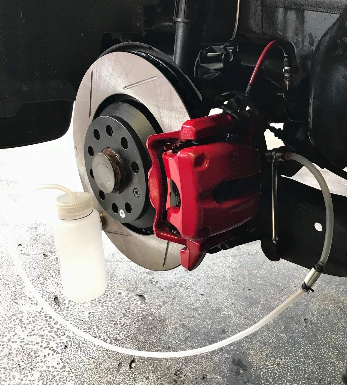 CTA Tools Brake Bleeder Bottle (7786S) — product image 3