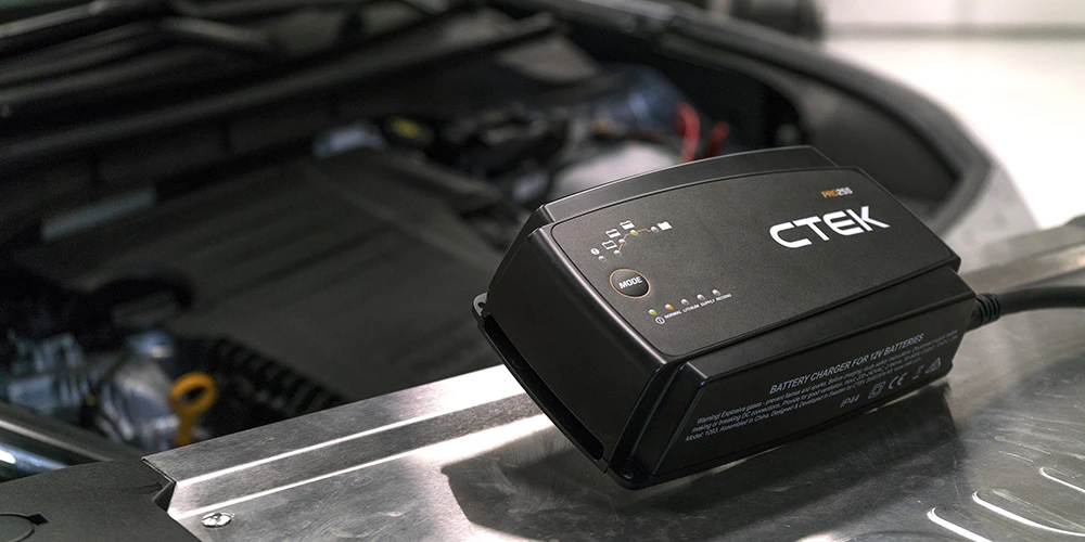 CTEK PRO25S 12V 25A Professional Battery Charger (40-328) — product image 7