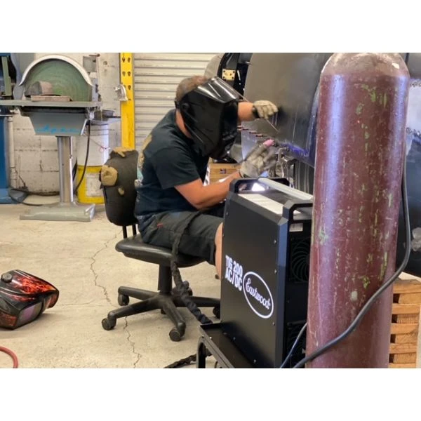 Eastwood 200 Amp AC/DC TIG Welder for Steel and Aluminum (33920) — product image 3
