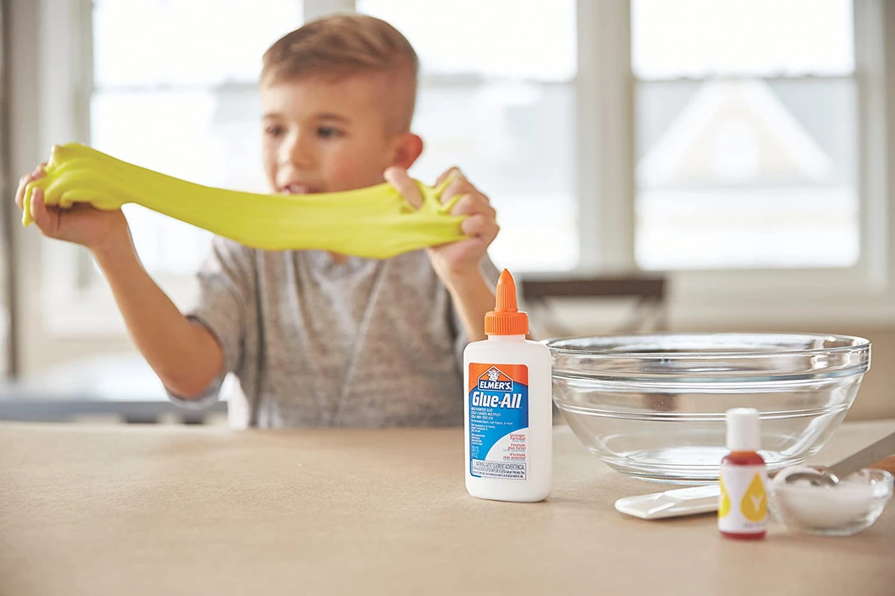 Elmer's E1321 Glue-All Multi-Purpose Liquid Glue, Extra Strong, 16 Ounces — product image 4