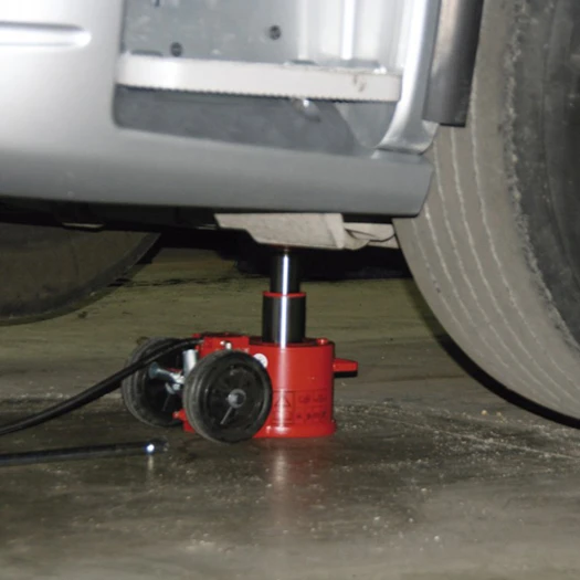 Esco Equipment 92009 Yak 33/17 Ton Mini Air Hydraulic Jack — product image 2