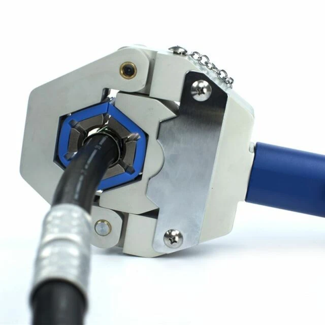 FJC Hand-Held Hydraulic Crimper Kit for A/C Hoses with Die Set (2806) — product image 4