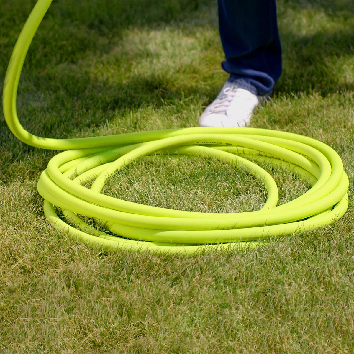 Flexzilla Garden Lead-in Hose 5/8 in x 100 ft Green (HFZG5100YW-E) — product image 8