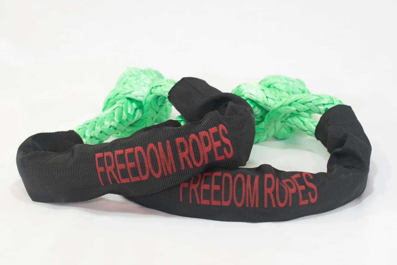 Freedom Ropes 1/2" Soft Shackles 2-Pack Red (1/2SS-2packr) — product image 3