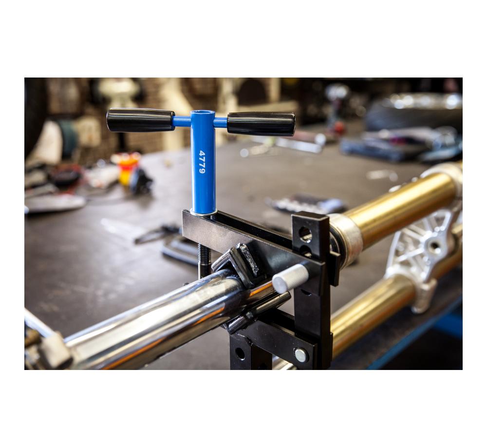 Front Fork & Shock Vise — product image 2
