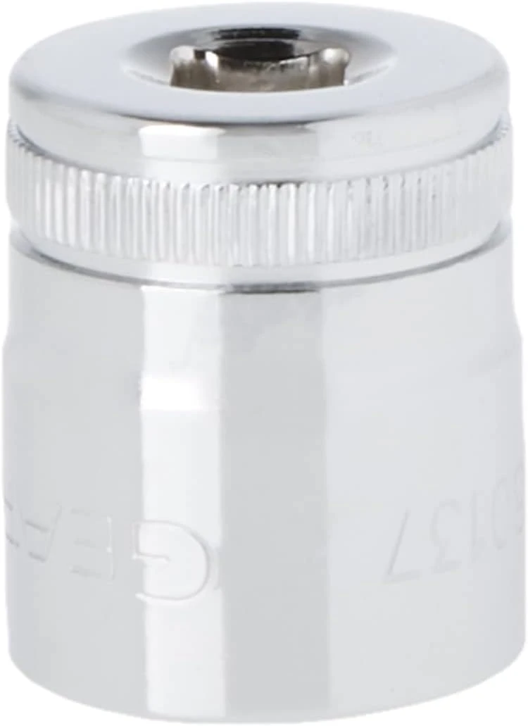 Gearwrench 80137 polished metric socket showing the knurled ring