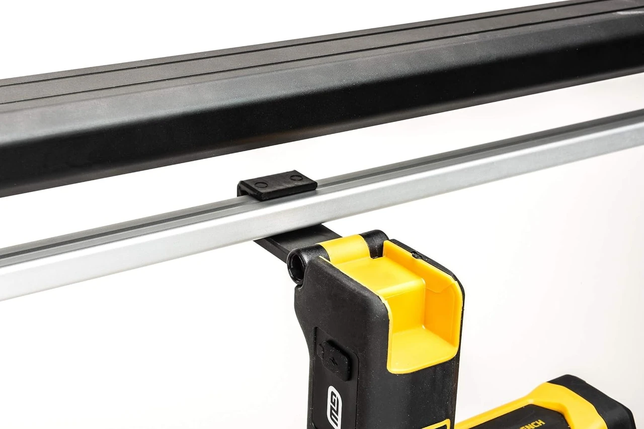 Gearwrench 1000 Lumen Rechargeable Wing Light (83350) — product image 7