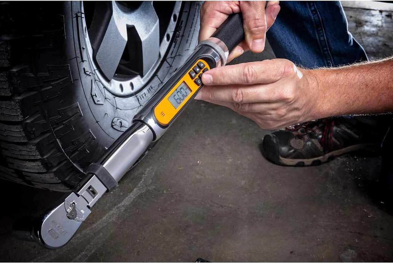 Gearwrench 1/4" 120XP Flex Electronic Torque Wrench (85194) — product image 7
