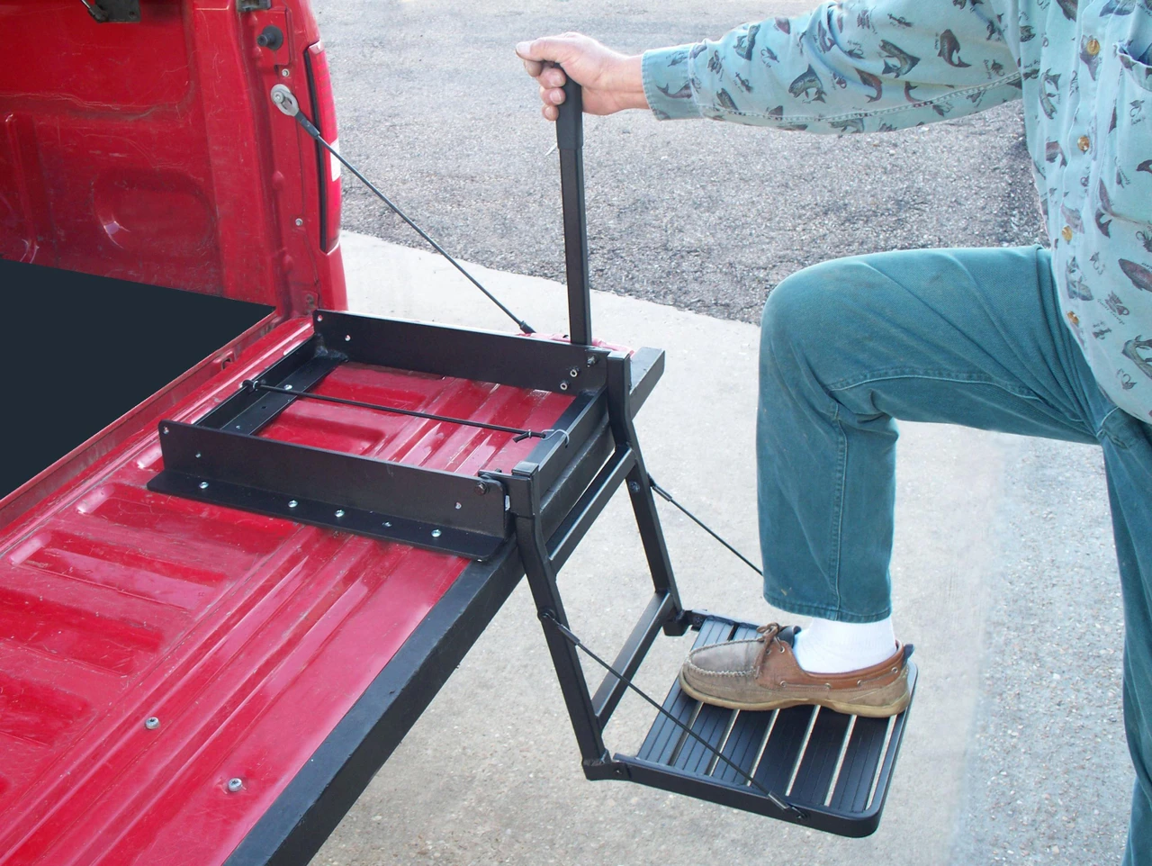 Great Day Truck N' Buddy for Trucks w/Bed Covers (TNB2001B)