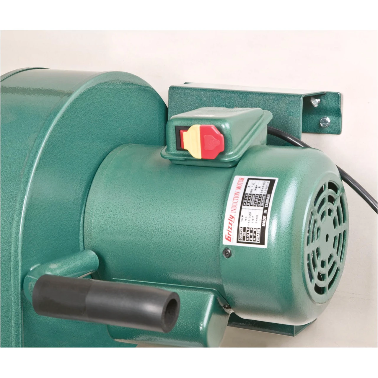 Grizzly Industrial 1 HP Wall Hanging Dust Collector (G0710) — product image 4