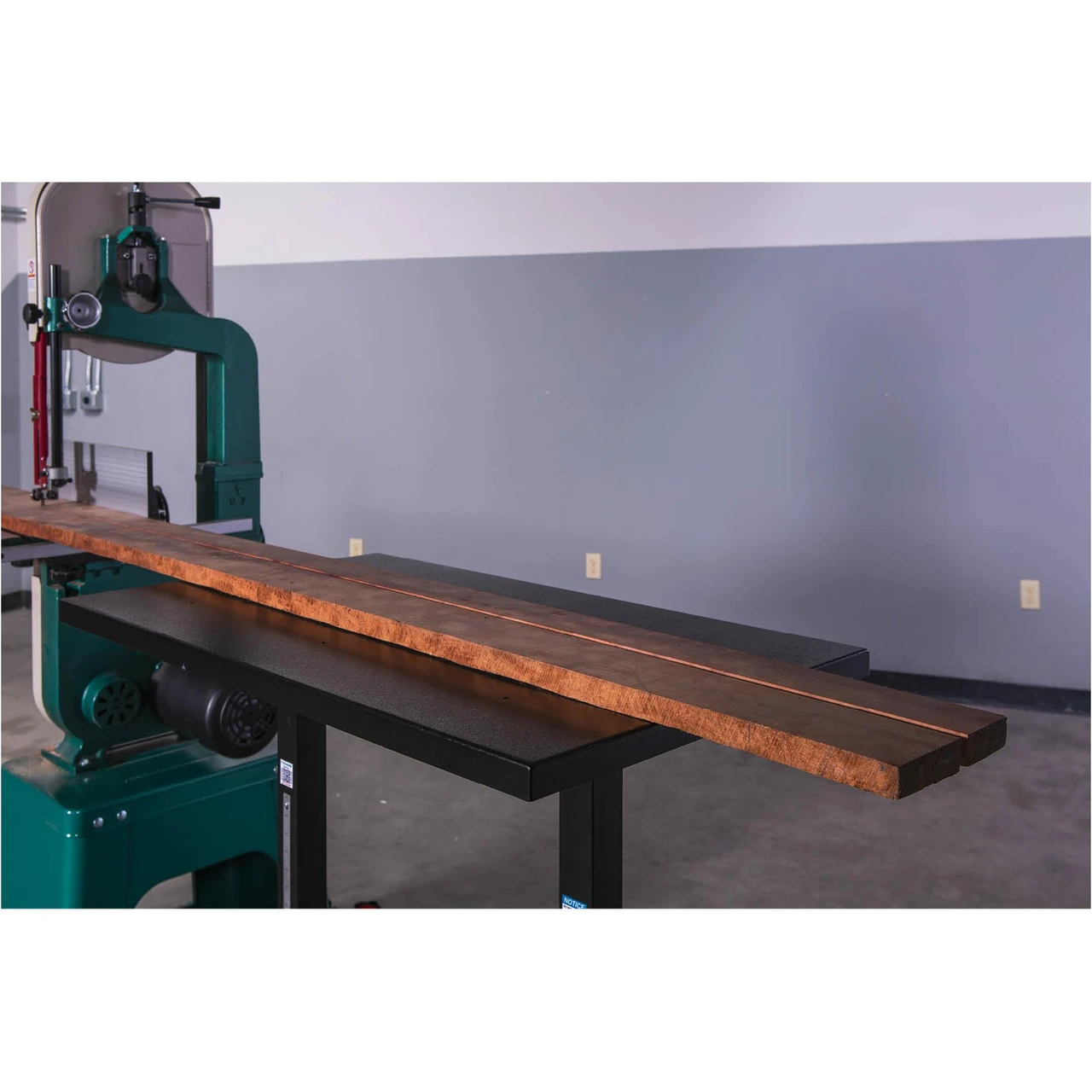 Grizzly Industrial Bandsaw Outfeed Table (T33446) — product image 4