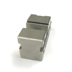 HHIP 1" PRECISION PARALLEL SCREWLESS VISE WITH STEP JAWS (3900-0124)
