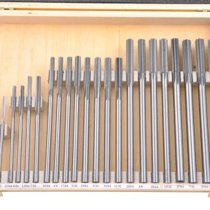 HHIP 29 PIECE 1/16-1/2" X 64THS HIGH SPEED STEEL CHUCKING REAMER SET (2006-0011)