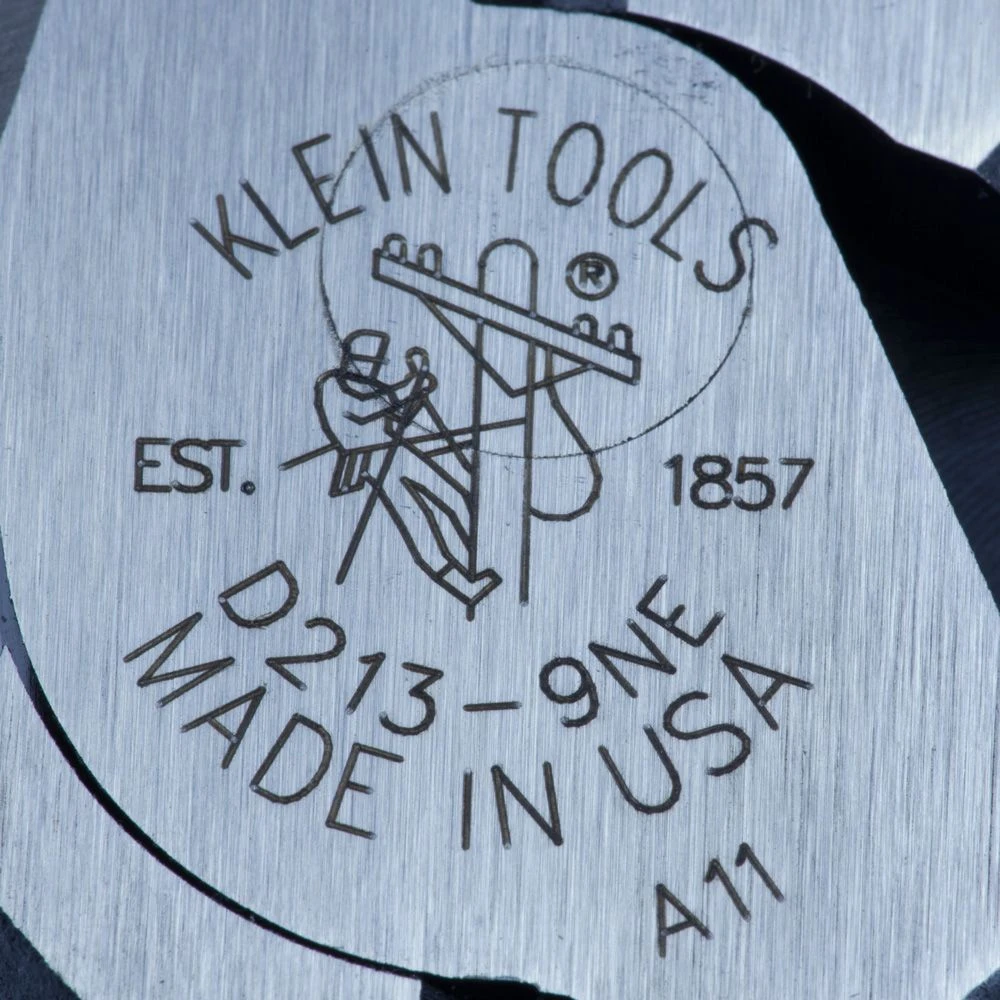 Klein D2139NE Lineman's Pliers, New England Nose, 9-Inch — product image 5