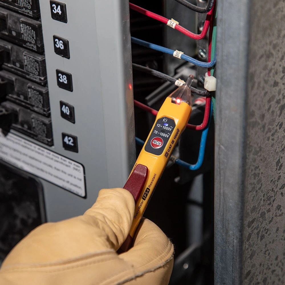 Klein NCVT2P Dual Range Non-Contact Voltage Tester 12 - 1000V AC — product image 5