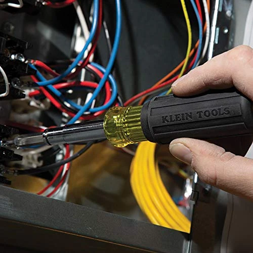 Klein Tools 32500MAG Magnetic Multi-Bit Screwdriver / Nut Driver, 11-in-1 Tool — product image 5