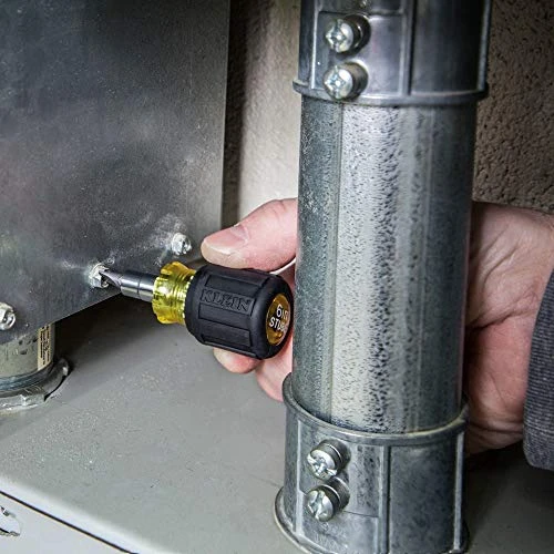 Klein Tools 32562 Multi-Bit Screwdriver / Nut Driver, 6-in-1 Stubby Tool — product image 2