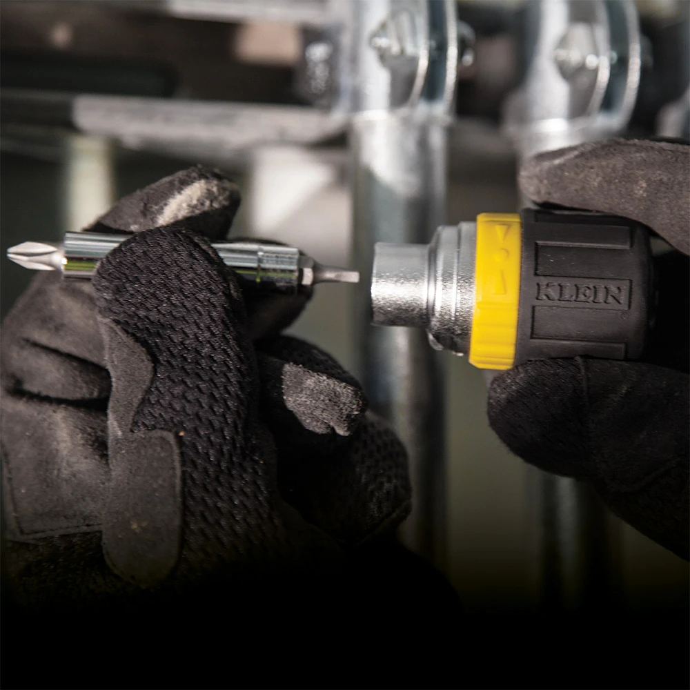 Klein Tools 32593 6-in-1 Ratcheting Stubby Screwdriver- Cushion Grip Handle — product image 3