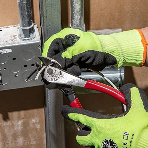 Klein Tools D228-8 Pliers, Diagonal Cutting Pliers w/ Short Jaw & Beveled Knives — product image 3