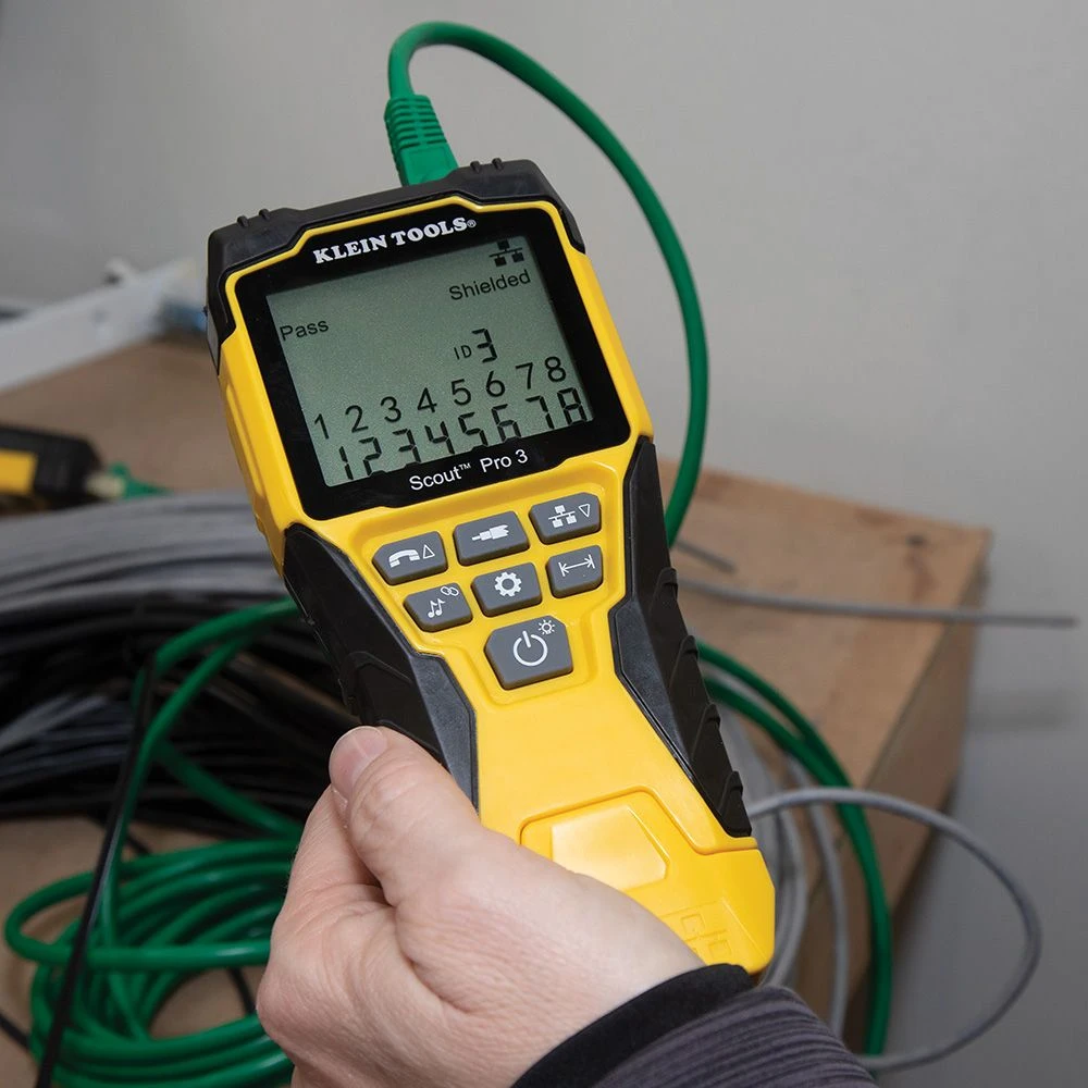 Klein VDV501851 Cable Tester Kit W/Scout Pro 3 Tester, Remotes, Adapter, Battery — product image 3