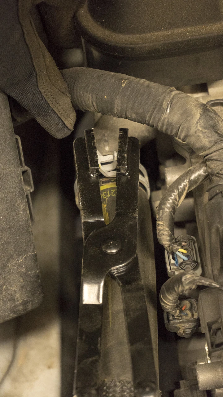 Lisle Long Reach Hose Clamp Pliers (17000) — product image 3