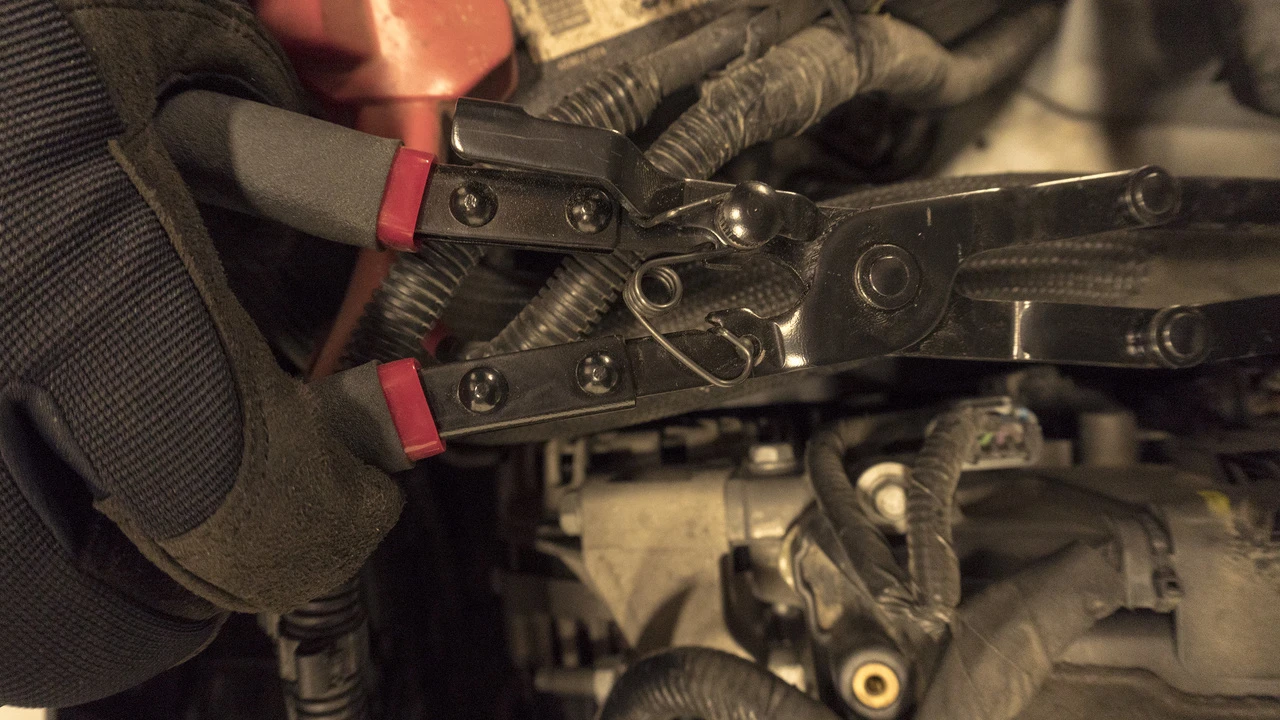 Lisle Long Reach Hose Clamp Pliers (17000) — product image 4
