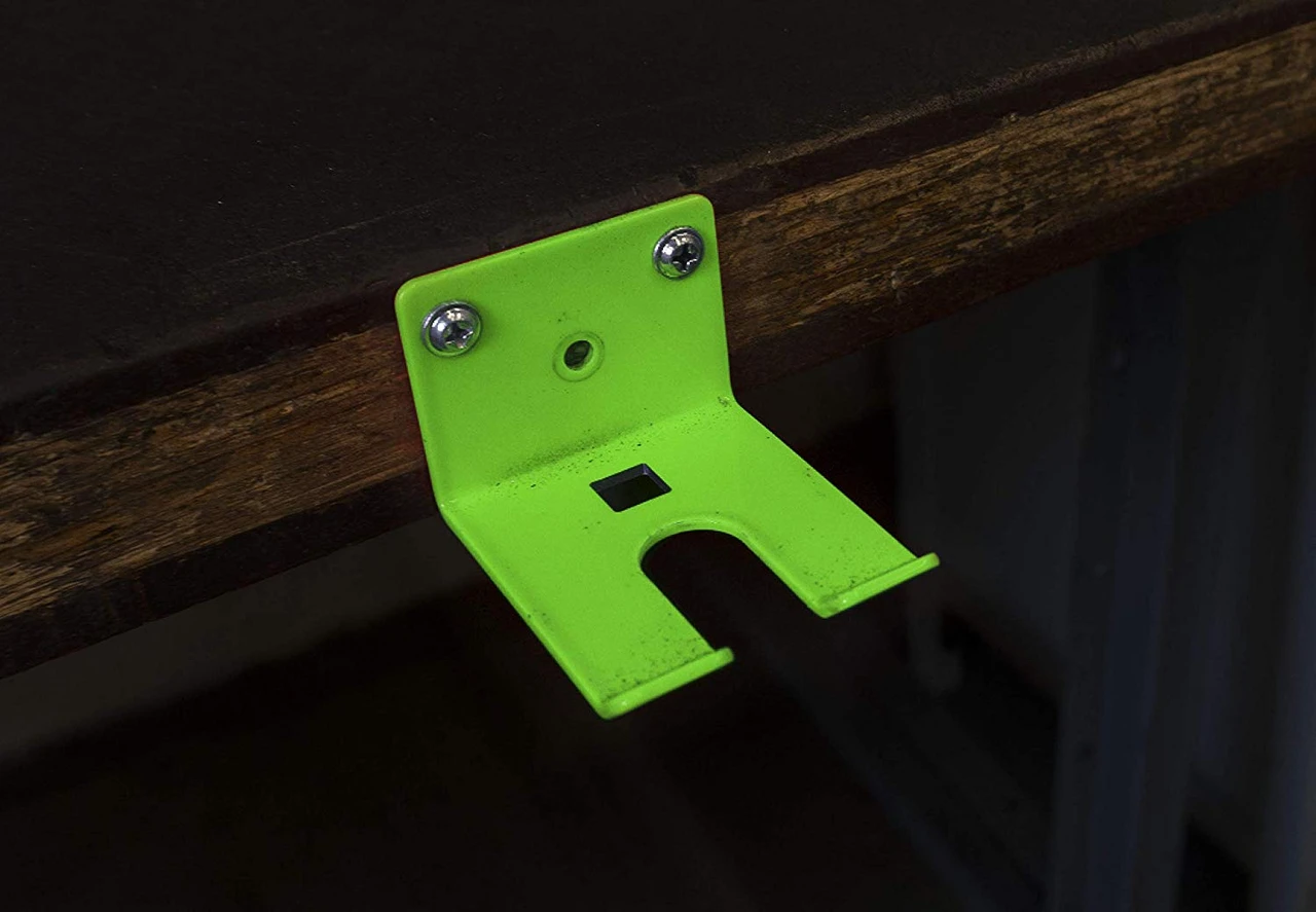 Lisle Green Air Hose Holder (49750) — product image 3