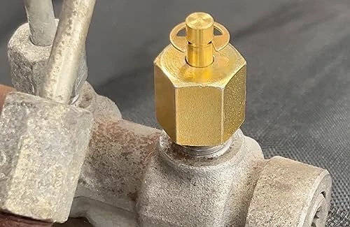 Lisle 5pc Injector Rail Fuel Line Cap Set (10810) — product image 3