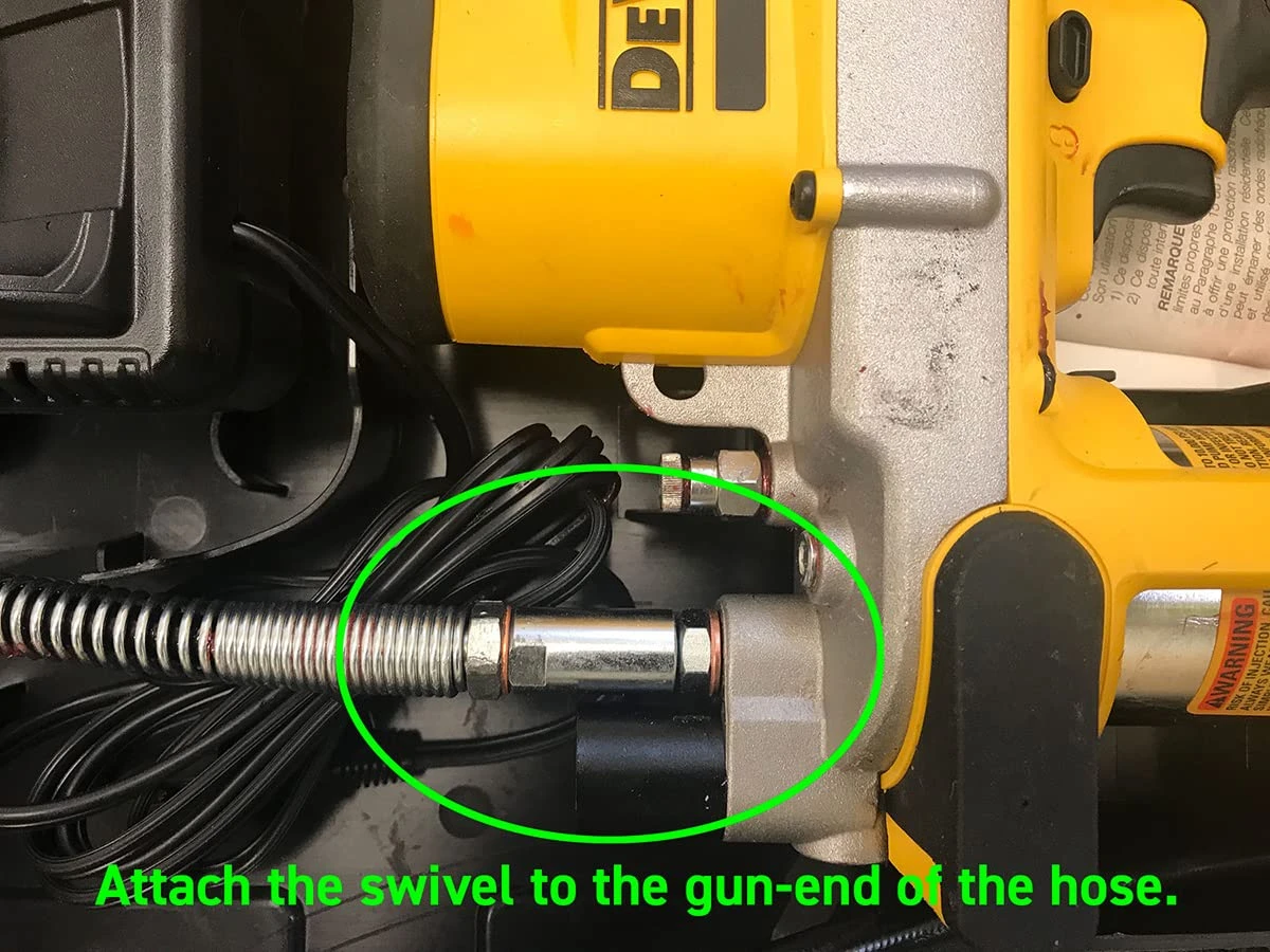 LockNLube In-line Grease Hose Swivel Fine Threads (7/1628) (LNL231-F) — product image 3