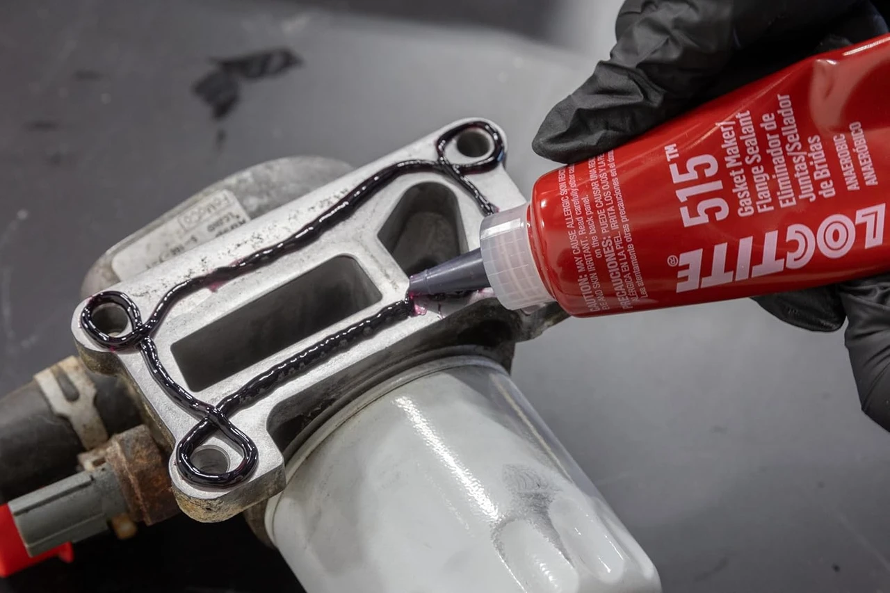 Loctite 515 50ml Gasket Maker and Flange Sealant (38655) — product image 3