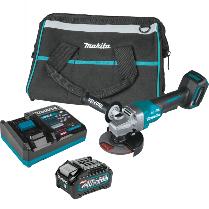 Makita GAG03M1 angle grinder kit shown with battery, charger and tool bag