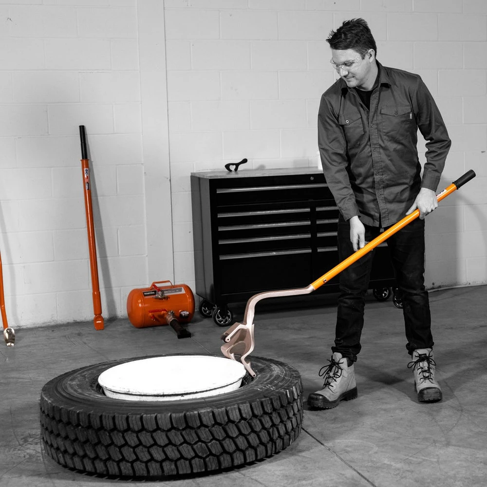 Martins Industries Truck Tire Demounting Tool with Easy Leverage Design (MDT-T) — product image 3