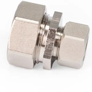 Maxline M8024 Reducing Union Fitting for 3/4-Inch x 1/2-Inch Tubing