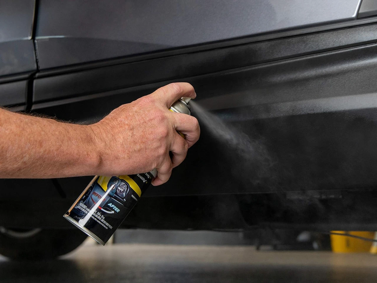 Meguiar's Ultimate Black Plastic Restorer 10 oz (G16910) — product image 4