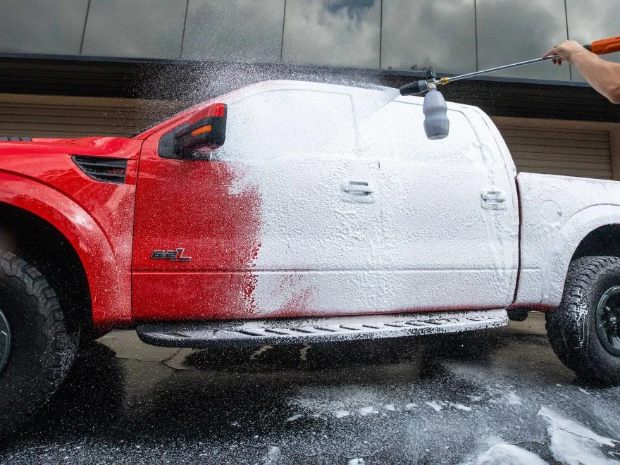 Meguiar's Ultimate Snow Foam Car Wash Soap, 32oz - 1 Quart (G191532) — product image 6